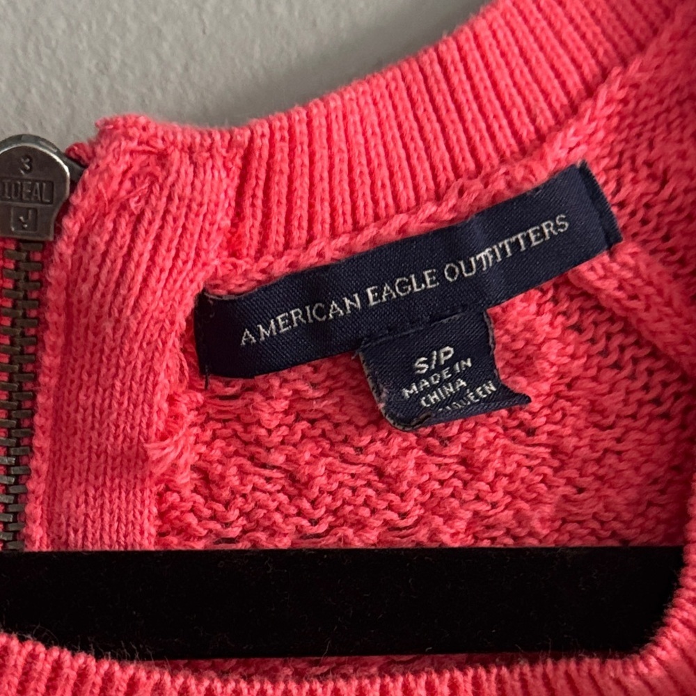 American Eagle Long Sleeve Pullover Pink Sweater - Picture 3 of 5